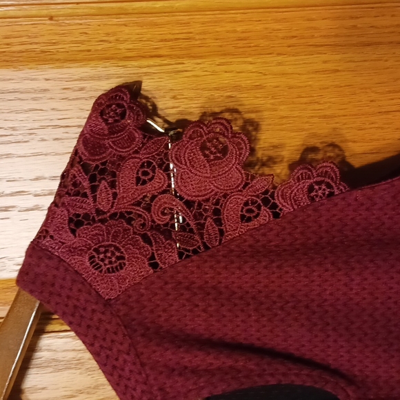 Juniors Speechless Burgundy Dress w/Crocheted Capped Sleeves Size XXL - Picture 8 of 16